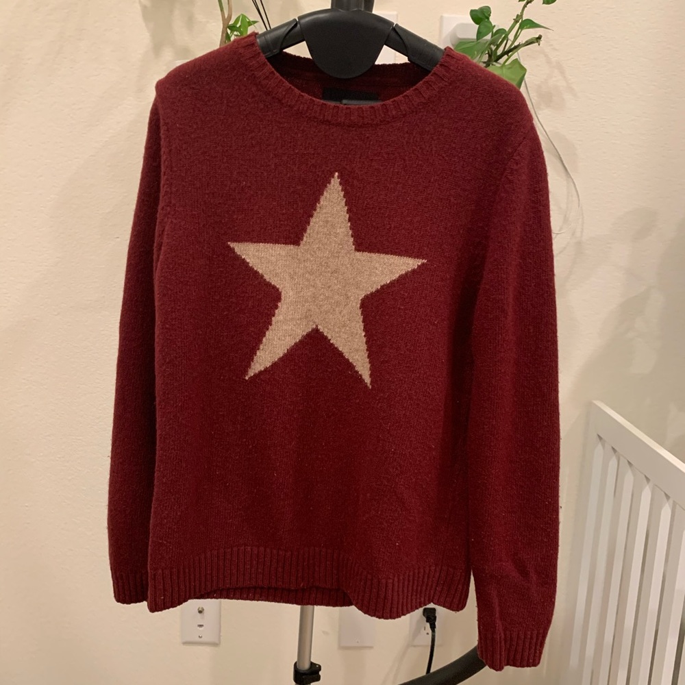 Men’s sweater, size M
